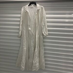 DISSH Classic White Button-Up Dress